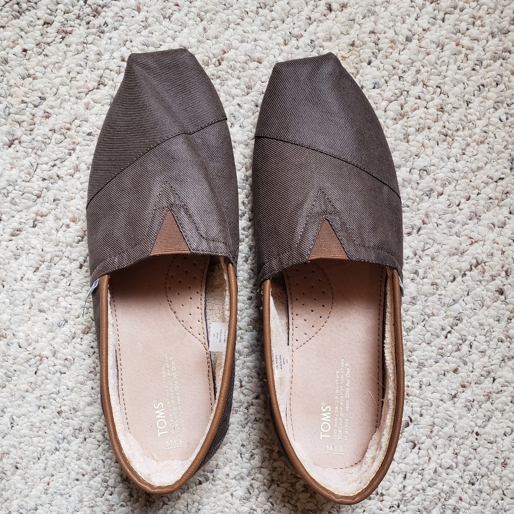 Men's Toms